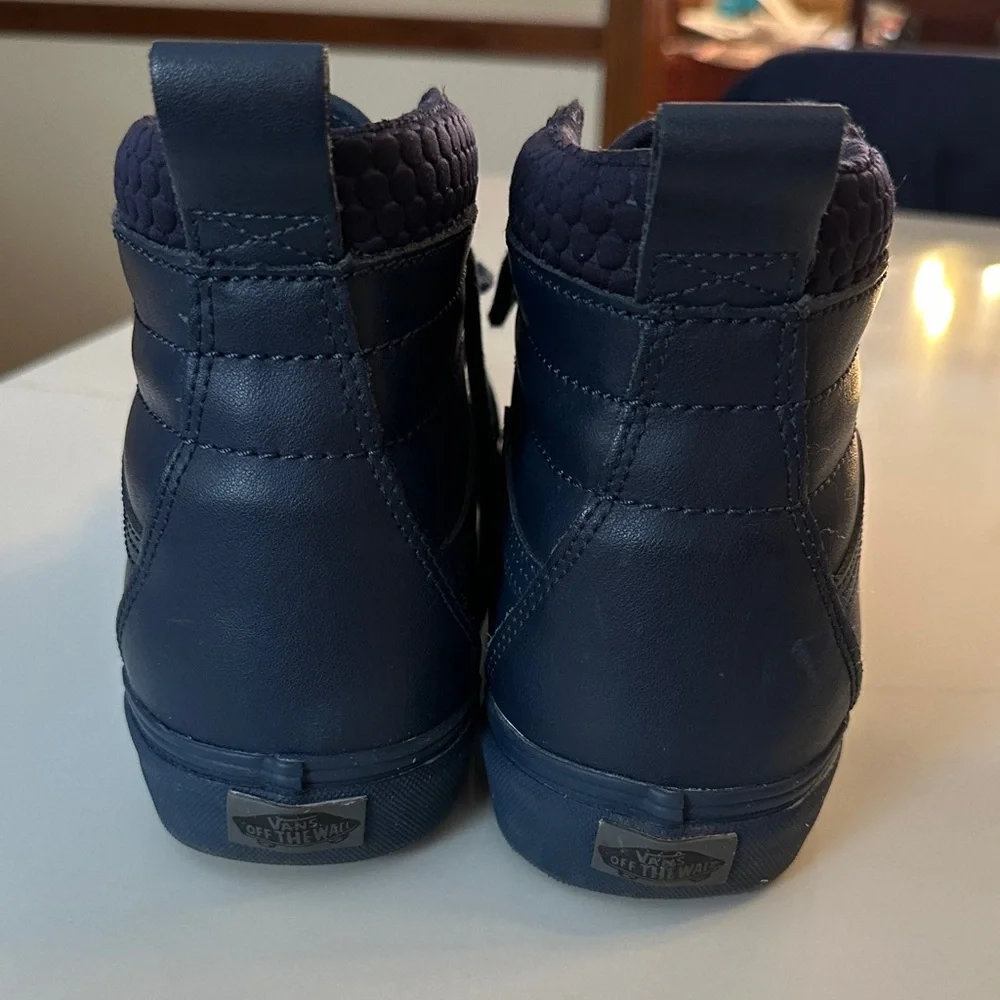 Vans Navy High-Top MTE Sneakers - Picture 2 of 7